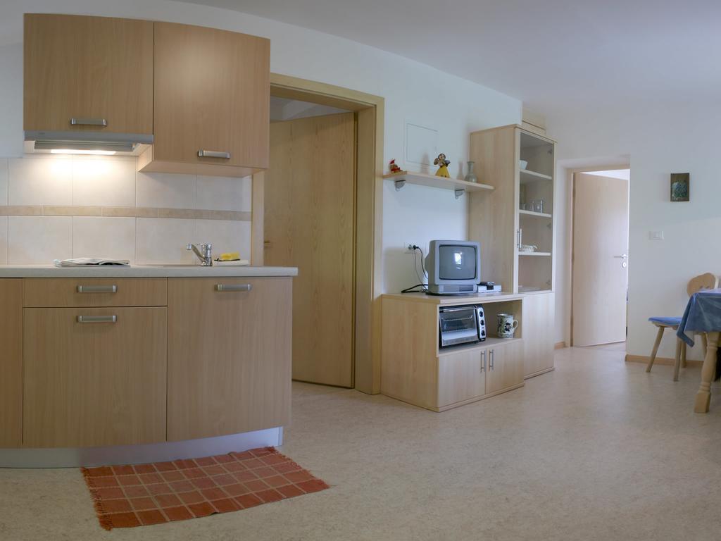Appartements Sonnengarten Tirolo Bilik gambar